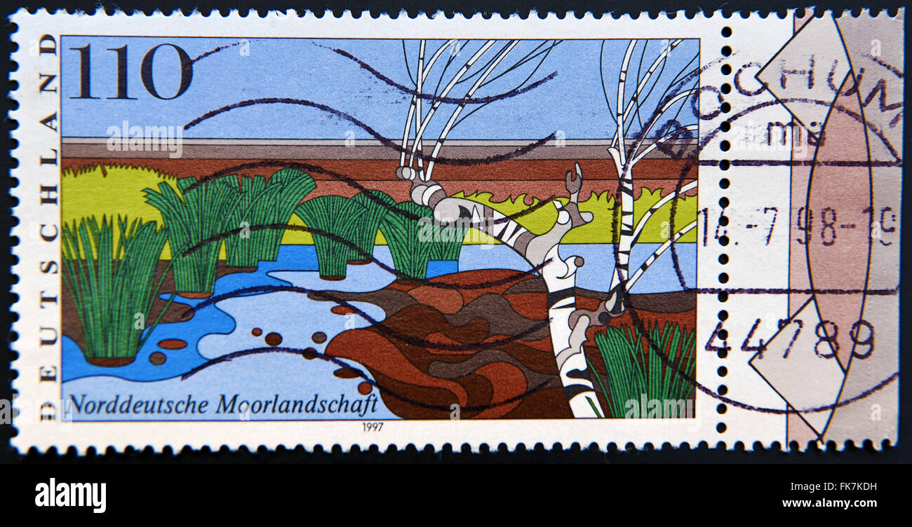 Allemagne - circa 1997 : timbre imprimé en Allemagne du nord de l'Allemagne montre les Landes, région pittoresque, vers 1997 Banque D'Images