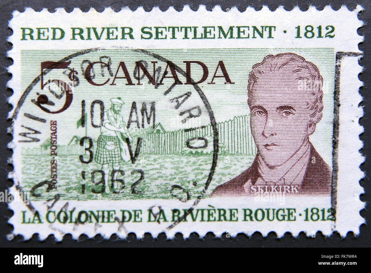 CANADA - circa 1962 : un timbre-poste du Canada montre colon écossais et Lord Selkirk, 150e anniversaire de la rivière Rouge Sett Banque D'Images