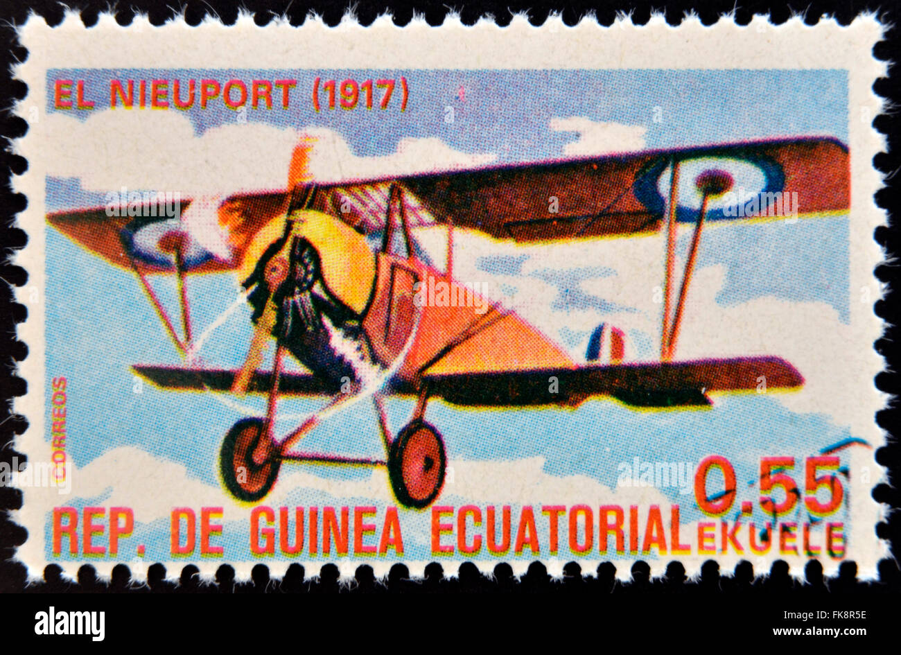 Guinée Équatoriale - circa 1974 : timbre imprimé en Guinée dédié à l'histoire de l'aviation présente Nieuport 11,1917, vers 1974 Banque D'Images