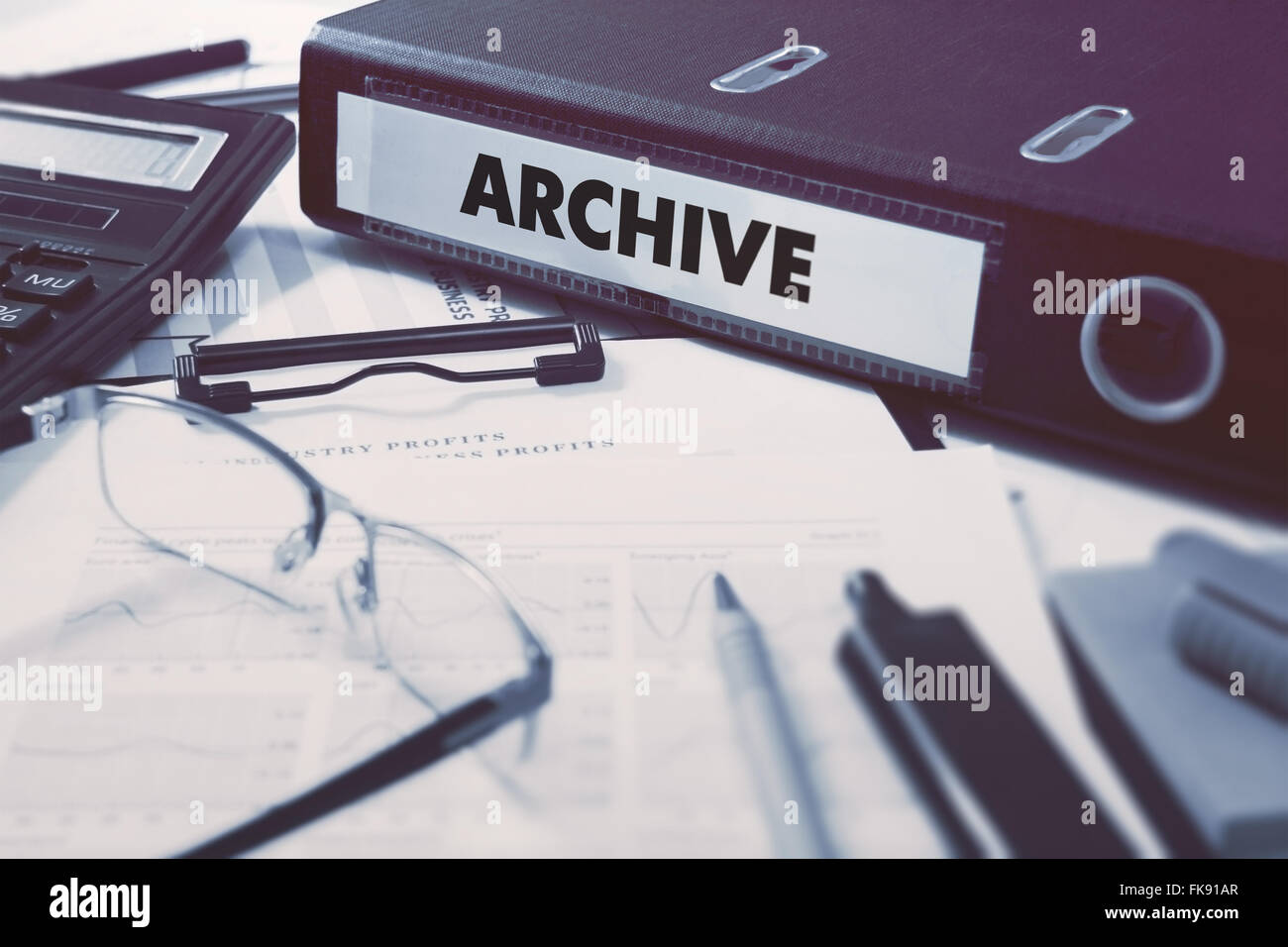 Archive sur Anneaux. Blured, tonique de l'image. Banque D'Images