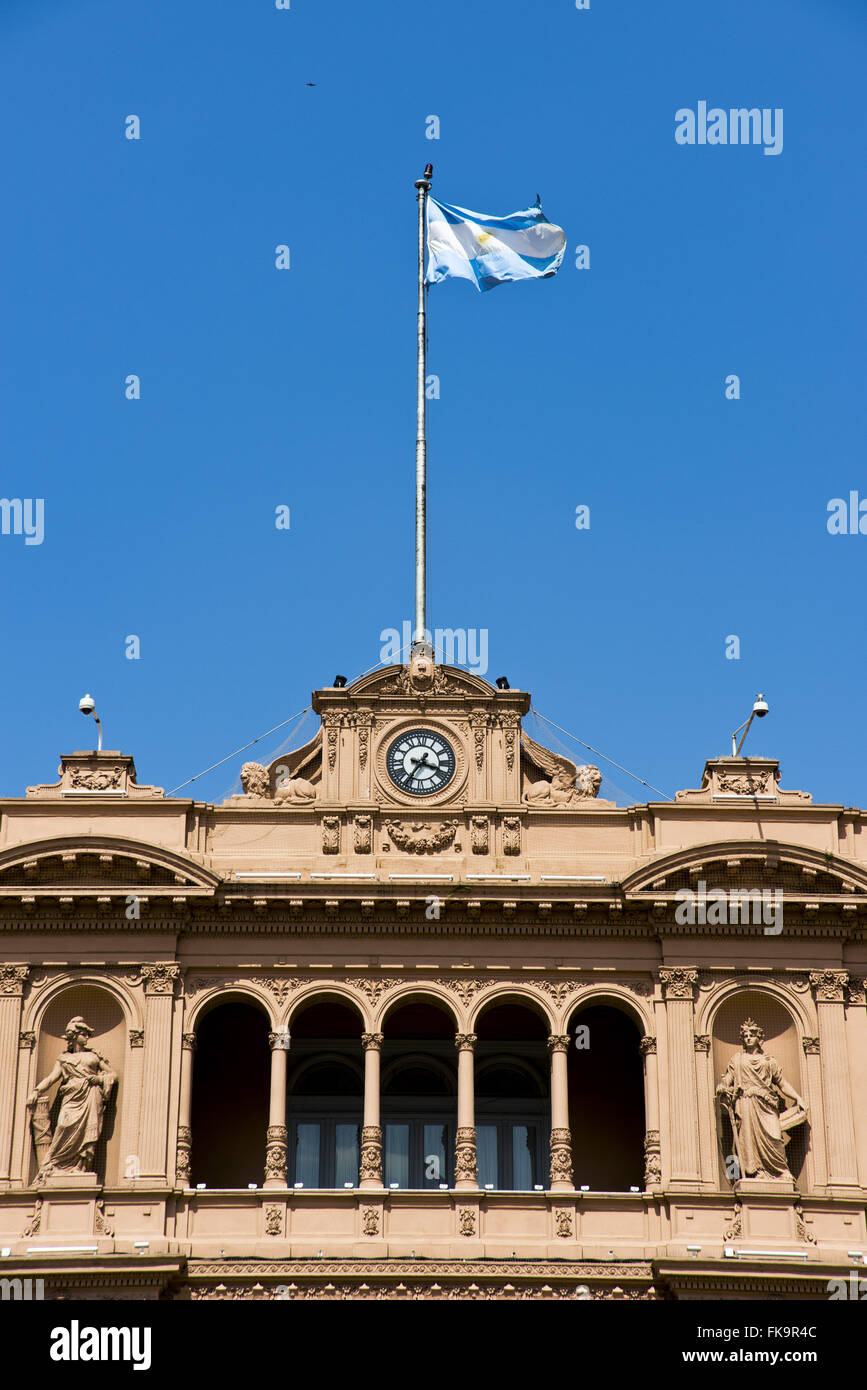 Casa de Gobierno connu sous le nom de Casa Rosada en Plaza 25 de Mayo - siège du gouvernement argentin Banque D'Images
