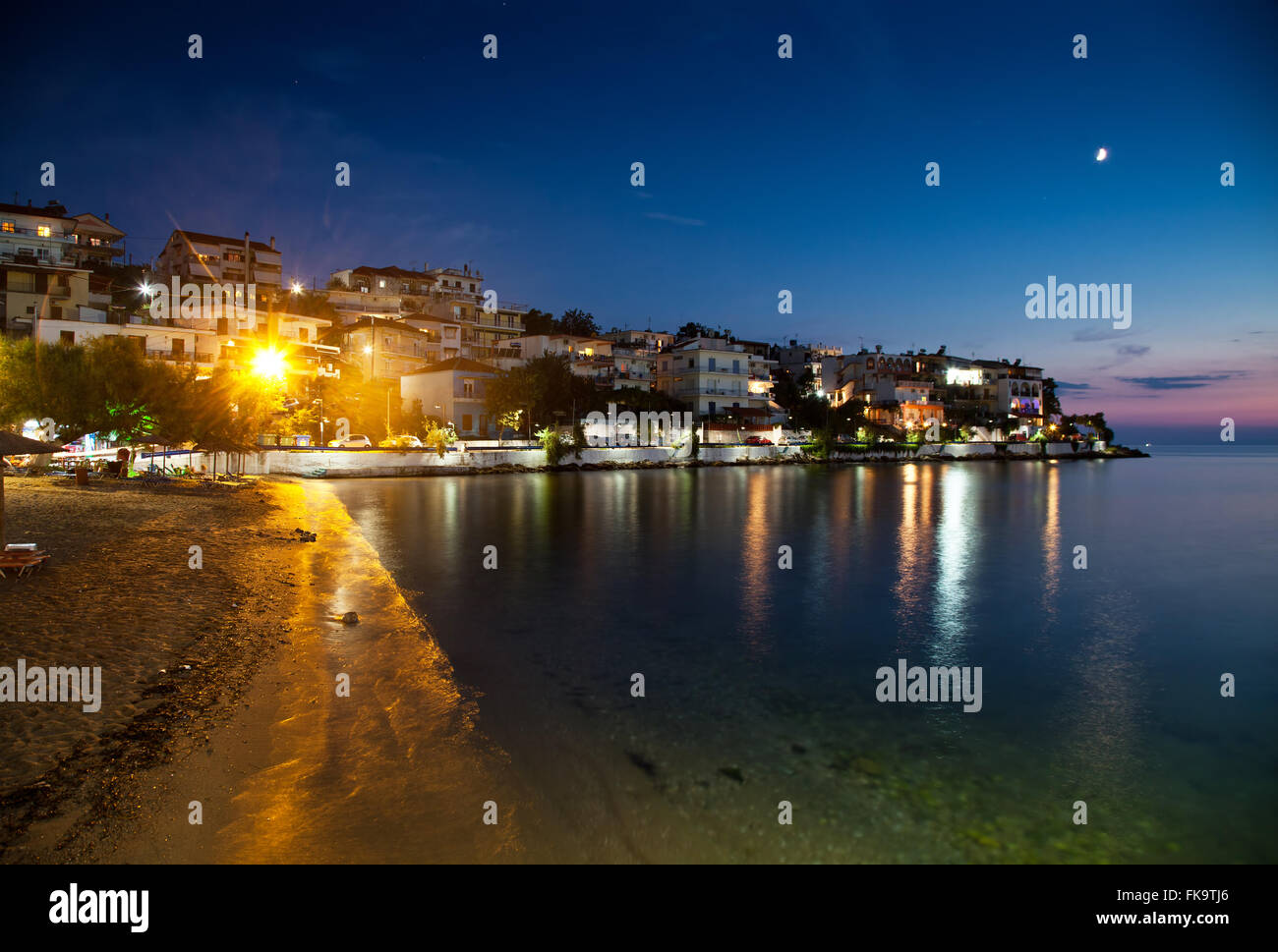 Village de Skala Marion par nuit, l'île de Thassos, Grèce Banque D'Images