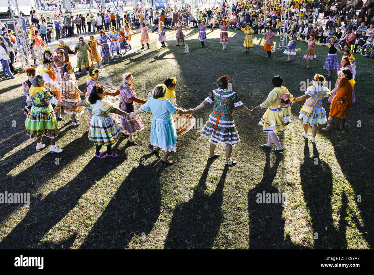 XI Gang Dance Festival de culture traditionnelle Paulista - Sao Paulo révélant Banque D'Images