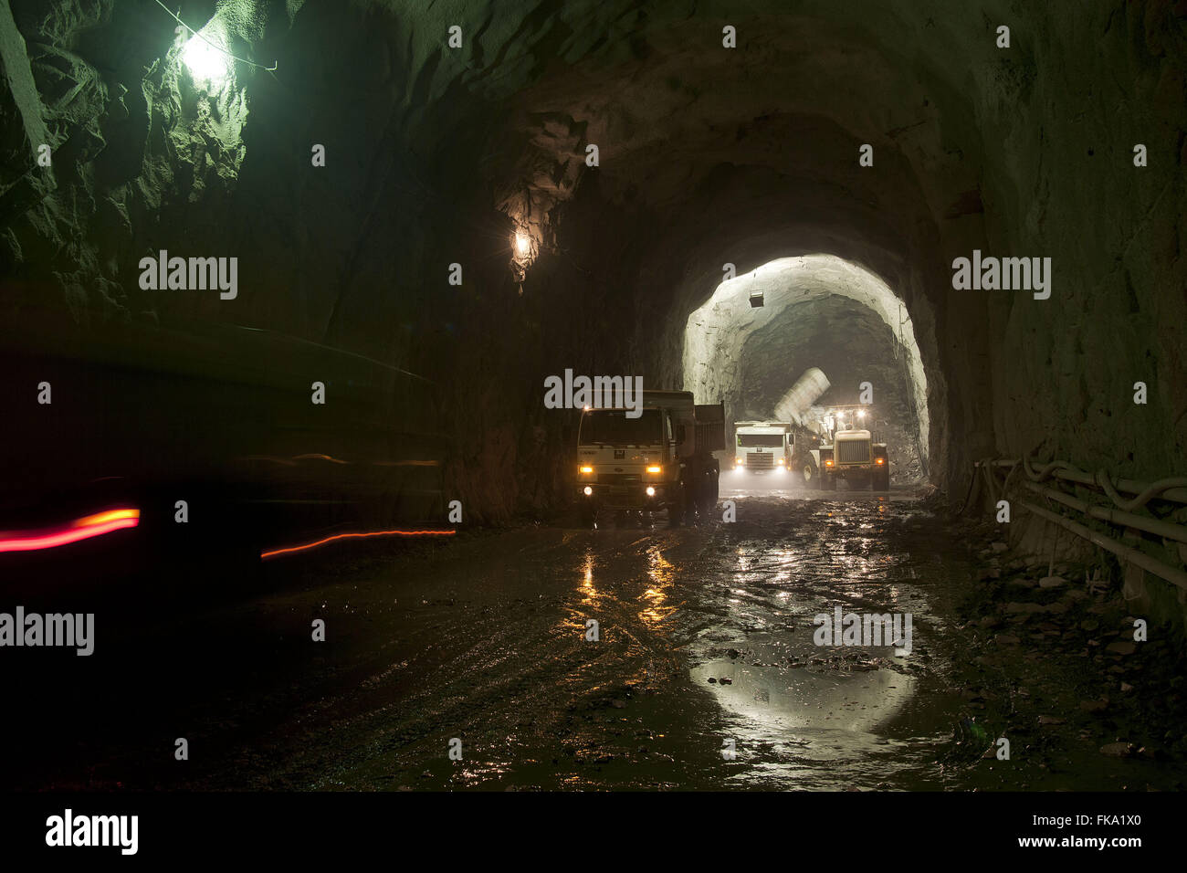 L'intérieur du tunnel sous l'Cuncas J'ai vu Braga - transposition du fleuve São Francisco Banque D'Images