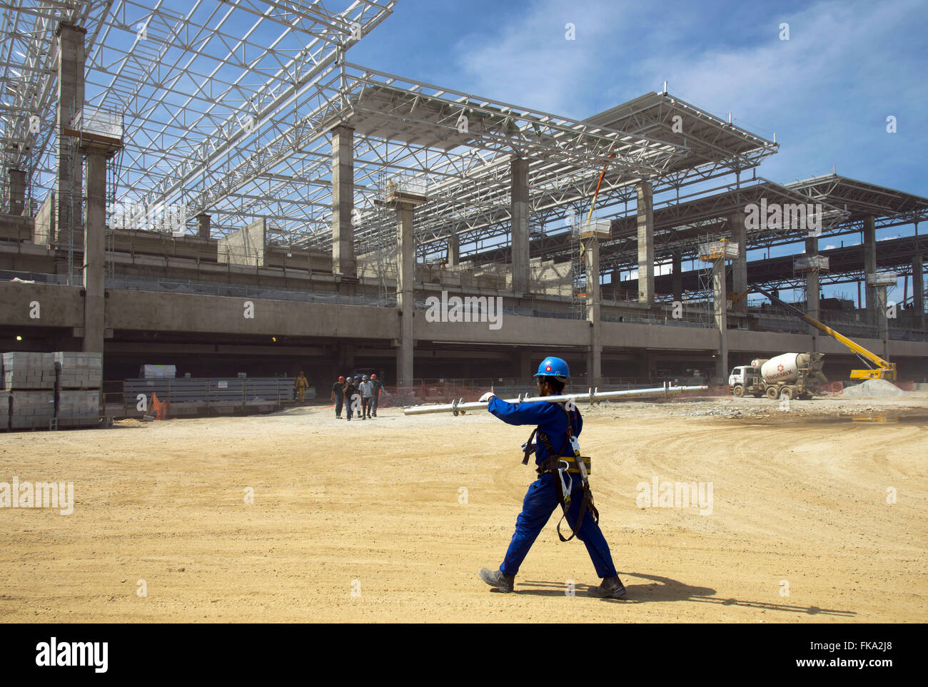 Ouvrier dans les travaux d'agrandissement de l'Aéroport International de Sao Paulo / Guarulhos Banque D'Images
