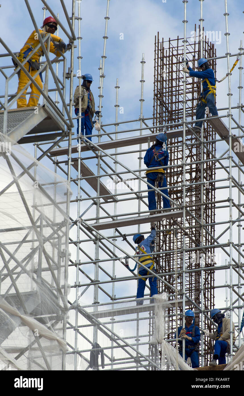 Coopératives dans les travaux de l'agrandissement de l'aéroport international Guarulhos de Sao Paulo / Banque D'Images