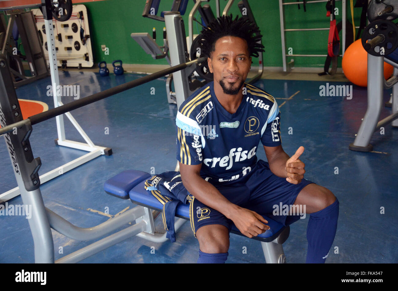 Long-temps joueur de football Bundesliga Ze Roberto au gymnase de vainqueur de la coupe du Brésil Palmeiras Sao Paulo. Le 41-year-old Ze Roberto veut terminer sa carrière à 42. Photo : Georg Ismar/dpa Banque D'Images