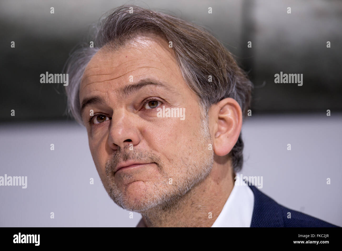 Munich, Allemagne. 07Th Mar, 2016. Designer en chef de BMW Adrian Van Hooydonk assiste à une conférence de presse à Munich, Allemagne, 07 mars 2016. La Bayerische Flugzeugwerke (lit. Aéronefs bavarois Works) a été fondée le 07 mars 1916, qui ont été plus tard renommé Bayerische Motoren Werke (BMW, allumé. Moteur bavarois travaille). Photo : SVEN HOPPE/dpa/Alamy Live News Banque D'Images