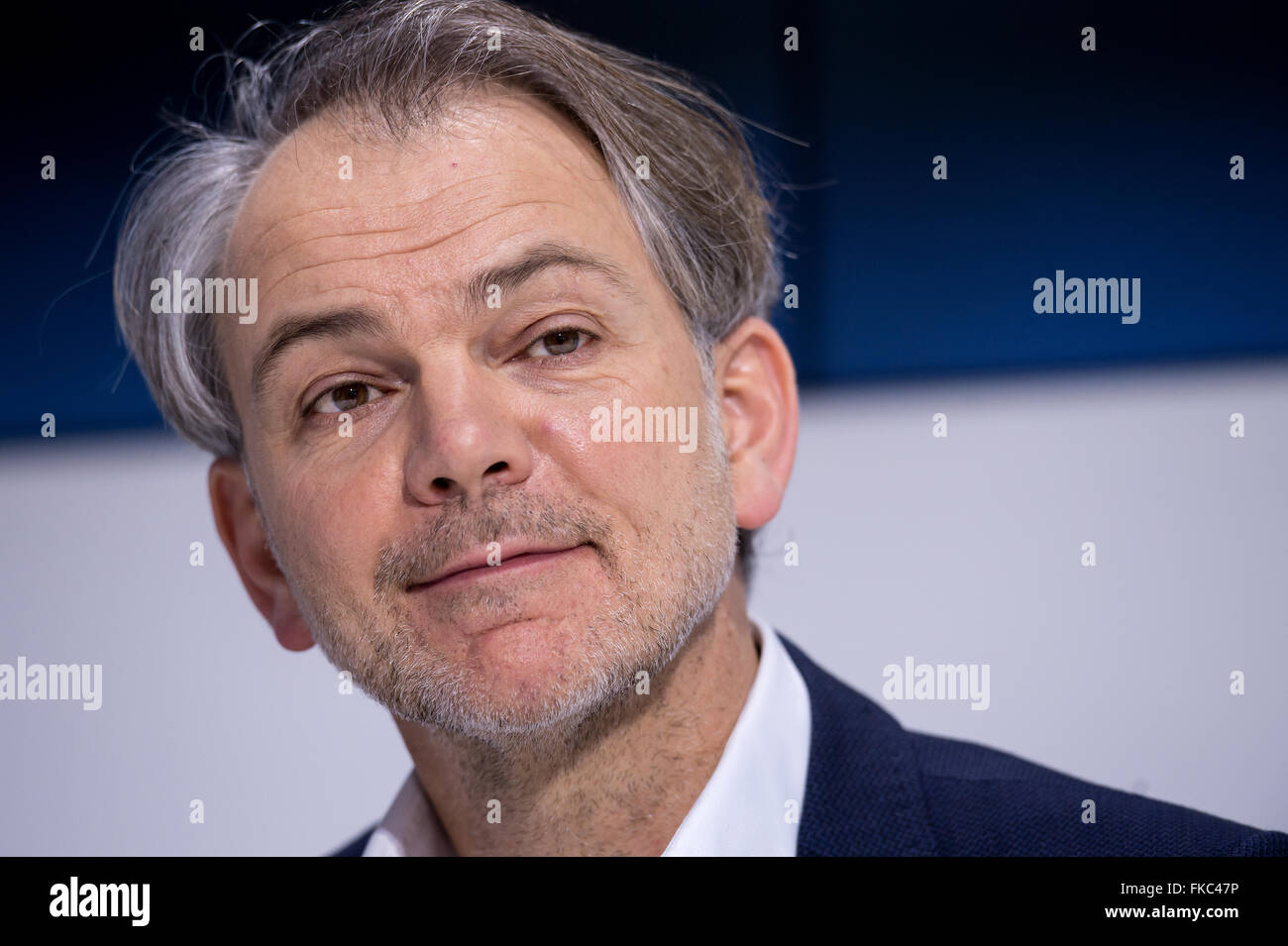 Munich, Allemagne. 07Th Mar, 2016. Designer en chef de BMW Adrian Van Hooydonk assiste à une conférence de presse à Munich, Allemagne, 07 mars 2016. La Bayerische Flugzeugwerke (lit. Aéronefs bavarois Works) a été fondée le 07 mars 1916, qui ont été plus tard renommé Bayerische Motoren Werke (BMW, allumé. Moteur bavarois travaille). Photo : SVEN HOPPE/dpa/Alamy Live News Banque D'Images