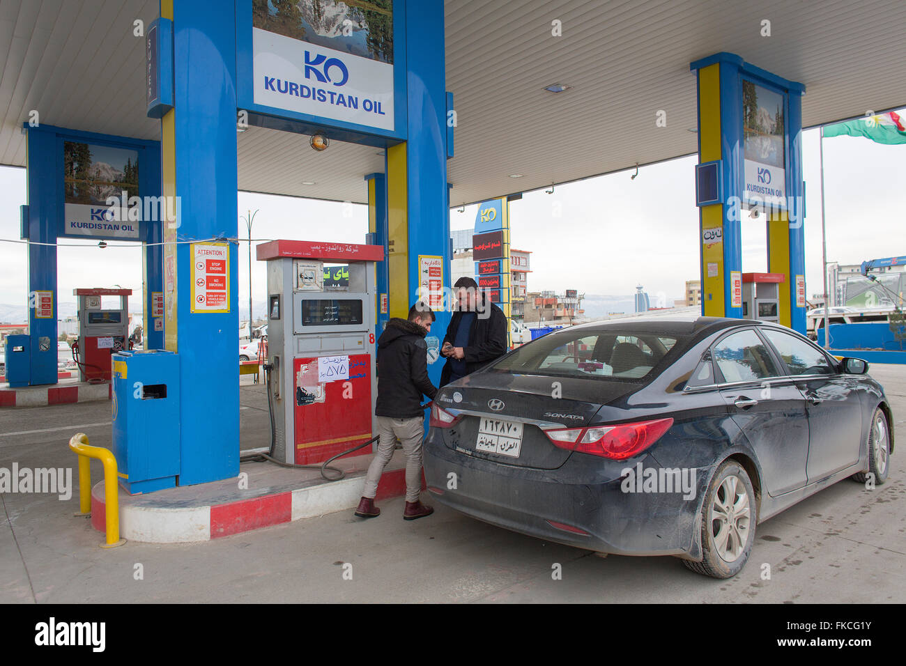 La station essence de pétrole du Kurdistan dans le Nord de l'Iraq Banque D'Images