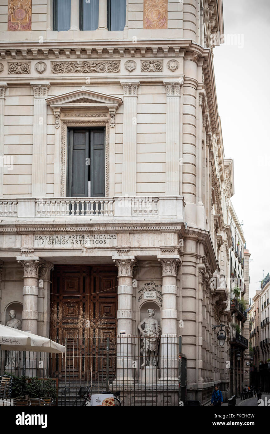 Bâtiment néoclassique, par Tiberi Sabater, Barcelone. Banque D'Images