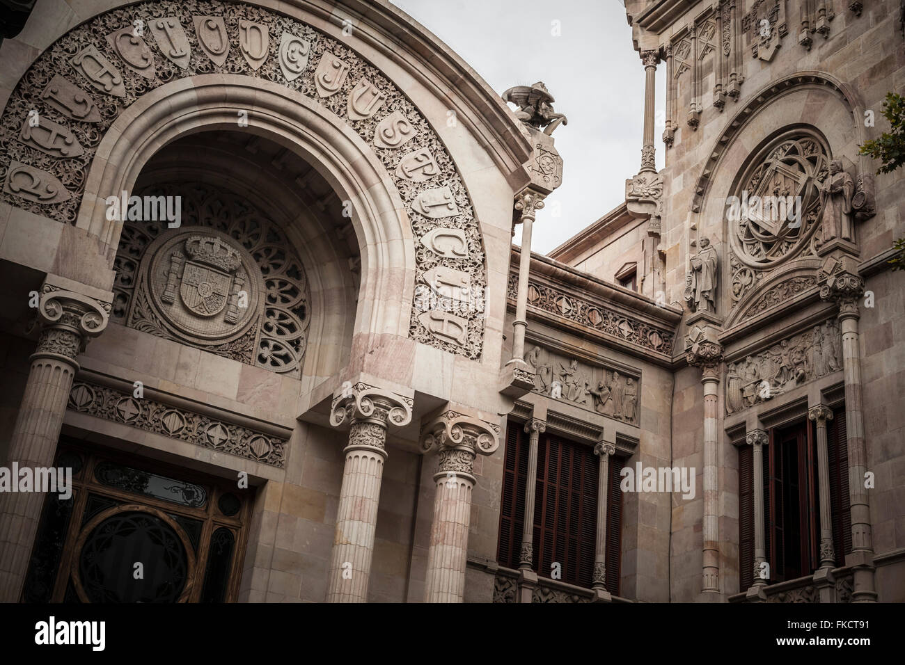 Palau de justícia, par Josep Domènech Estapà et Enric Sagnier Villavecchia, Barcelone. Banque D'Images