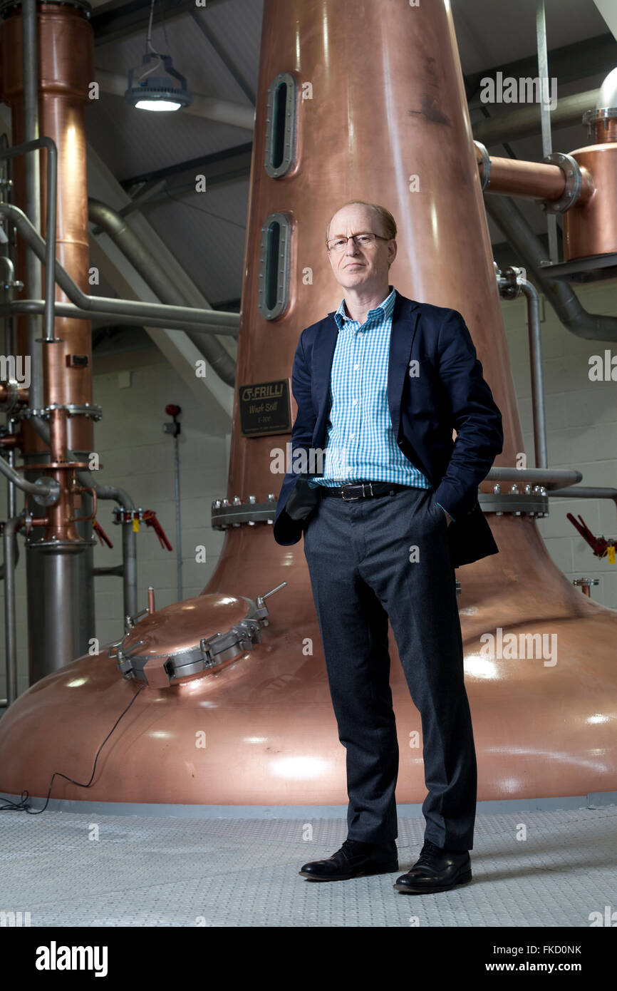 Simon Erlanger, Directeur général, Harris distillerie, Tarbert, Isle of Harris. Septembre 2015 Banque D'Images