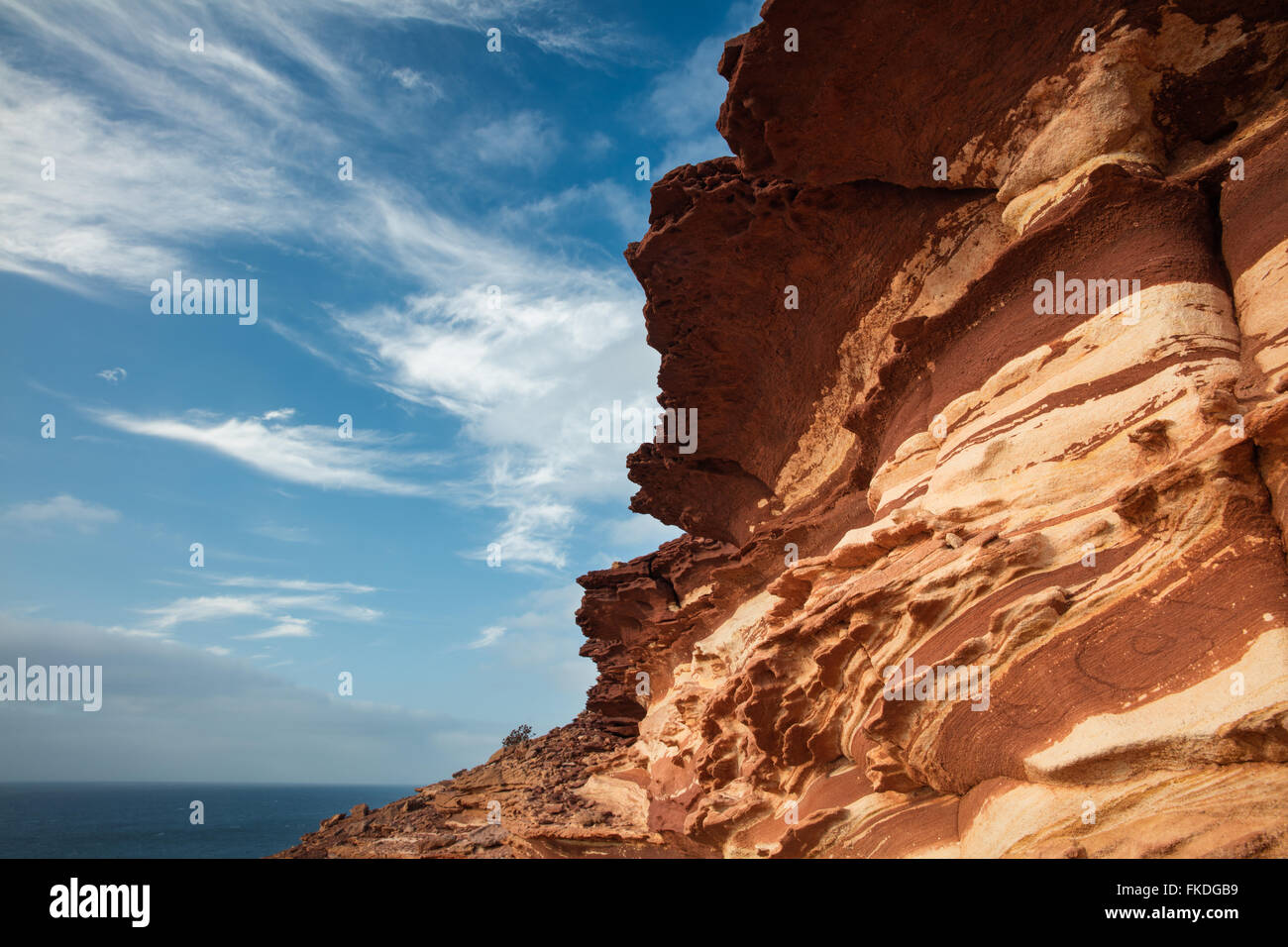 Des couches de roches sur la côte, au Parc National de Kalbarri, Australie occidentale Banque D'Images