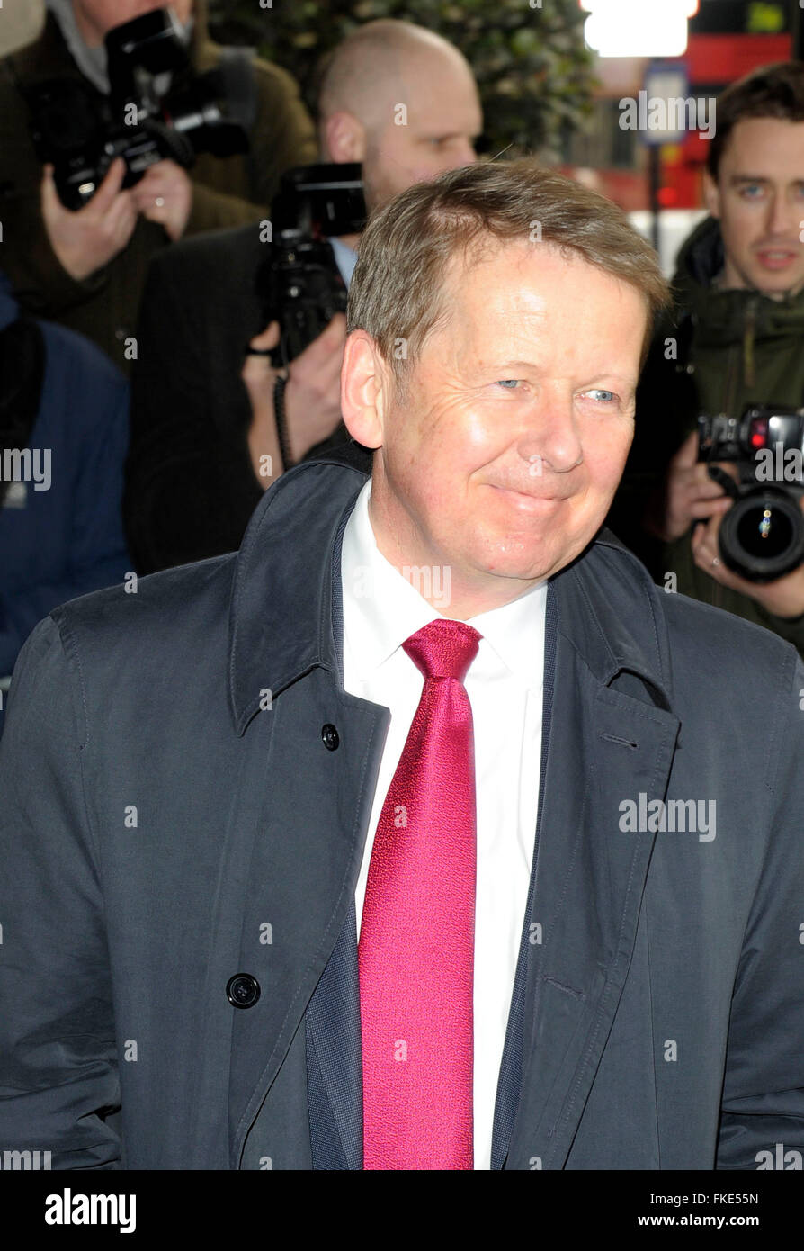 Londres, Royaume-Uni. 8 mars, 2016. Bill Turnbull assistant à la REMISE DES PRIX 2016 au tric Grosvenor House Hotel London 816th Mars 2016 Crédit : Peter Phillips/Alamy Live News Banque D'Images