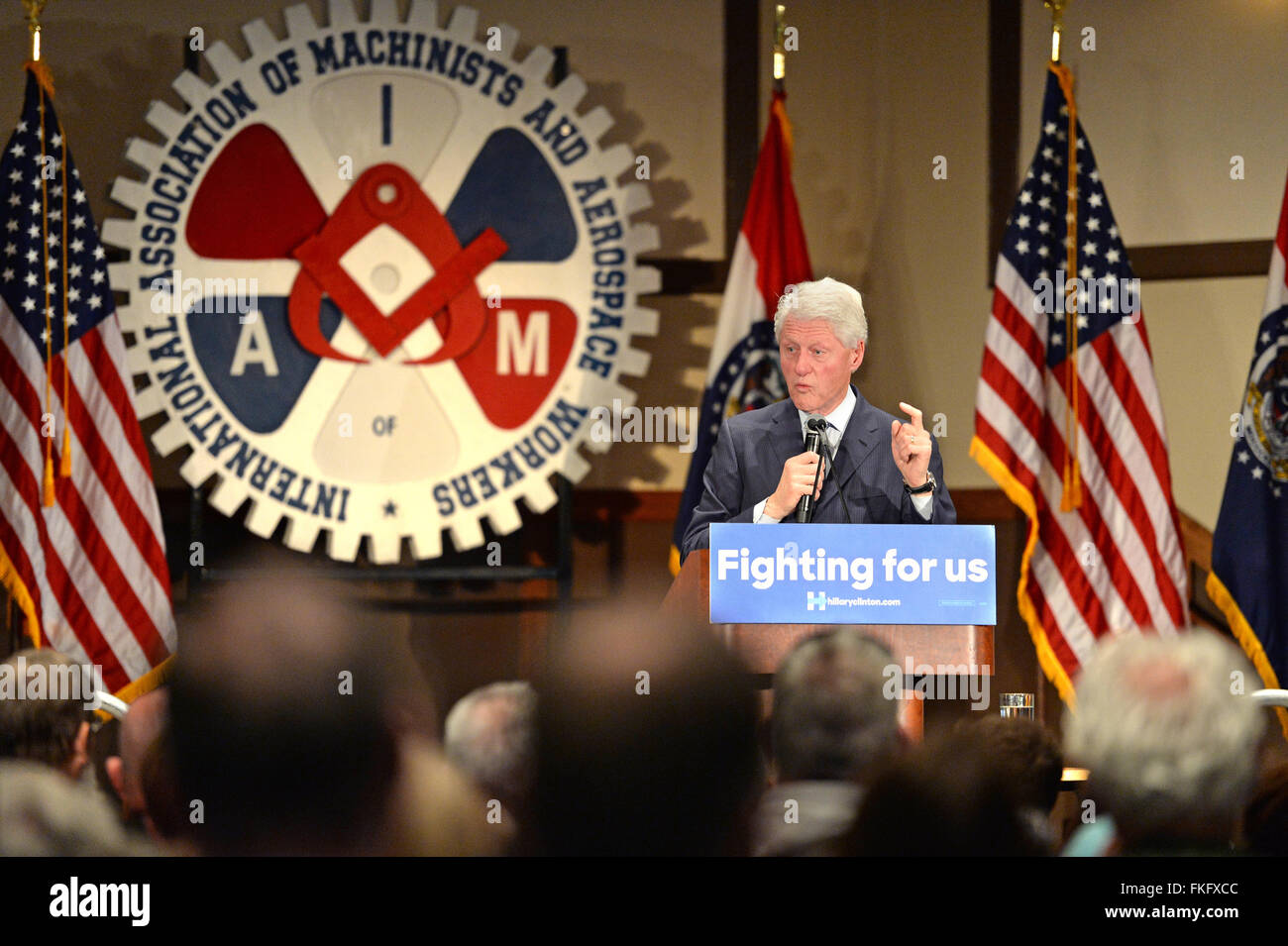 Bridgeton, Missouri, USA. Mar 23, 2010. L'ancien président Bill Clinton s'adresse aux partisans de l'épouse et la candidate Hillary Clinton, au niveau du District 9 Machinistes Hall à Bridgeton, à l'extérieur de St Louis. Crédit : Gino's Premium Images/Alamy Live News Banque D'Images