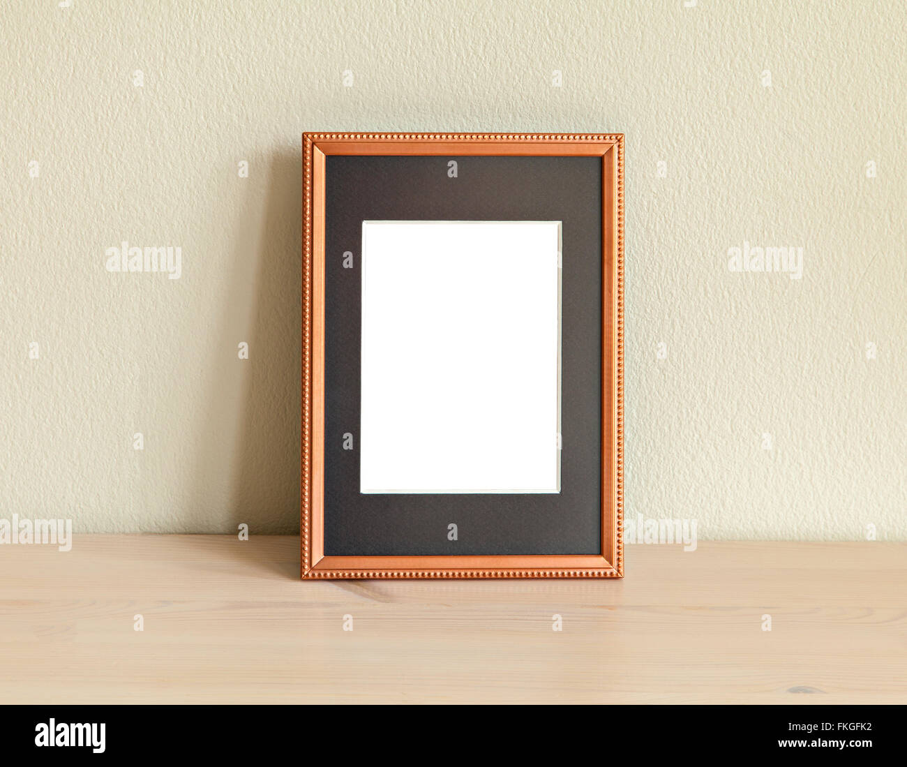 Image d'une maquette de scène avec un cadre métallique. Banque D'Images