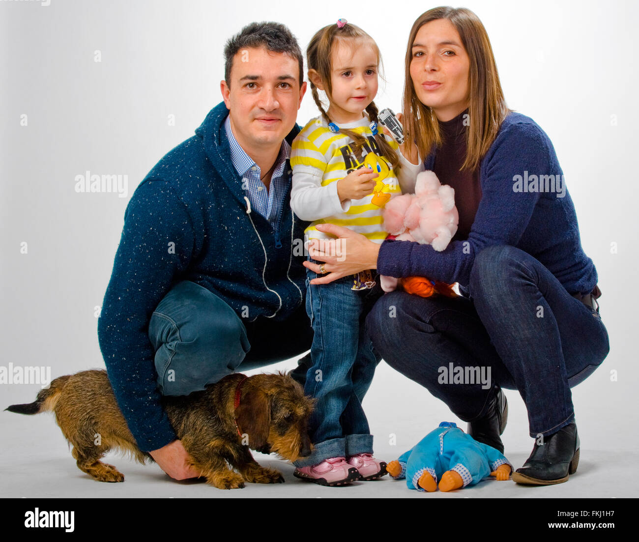 Famille italienne, papa, fille, maman et le chien Banque D'Images