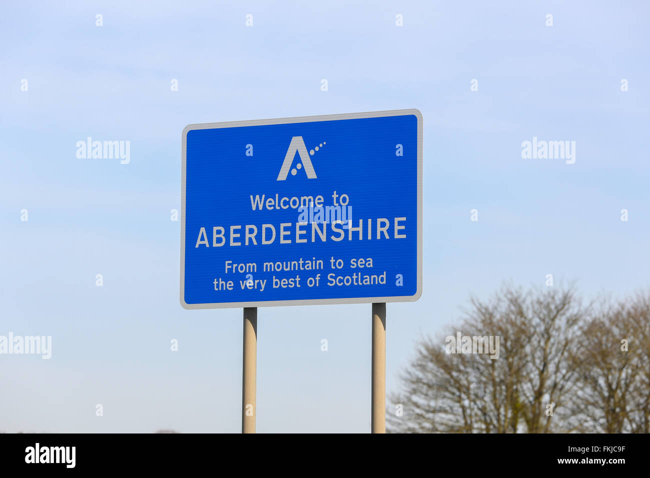 Panneau disant Bienvenue à Aberdeenshire dans le Nord est de l'Ecosse, Royaume-Uni Banque D'Images
