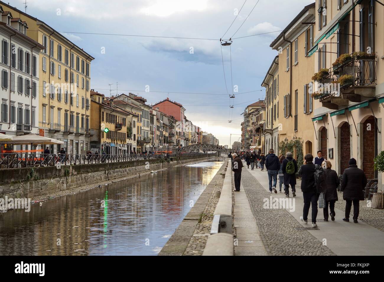 Italie : vue sur le Naviglio Grande (grand canal) à Milan. Photo de 03. Mars 2016. Banque D'Images