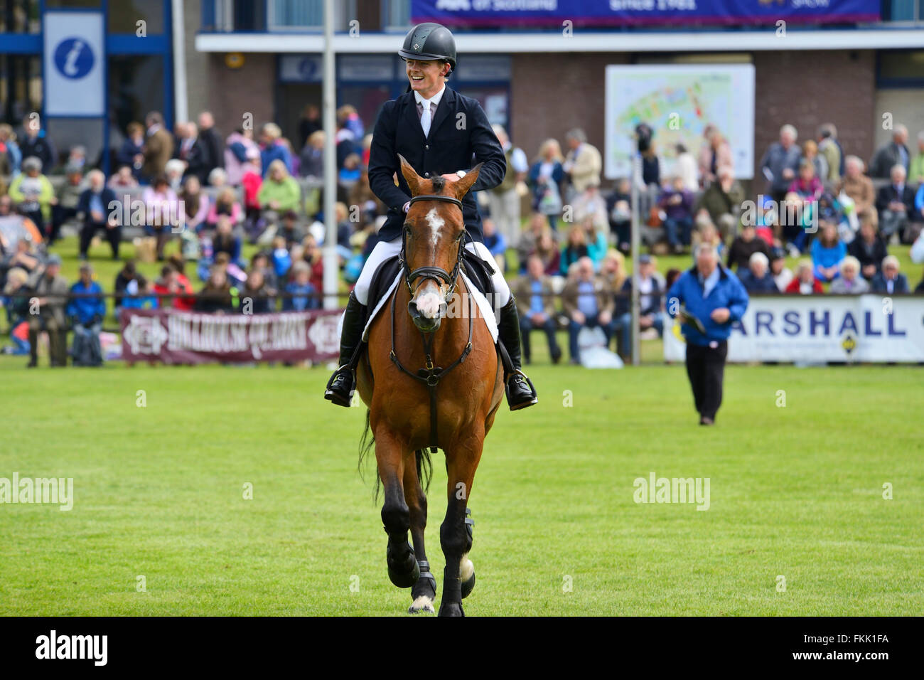 Show Jumping at Royal Highland Show 2015, Ingliston, Édimbourg, Écosse, Royaume-Uni Banque D'Images