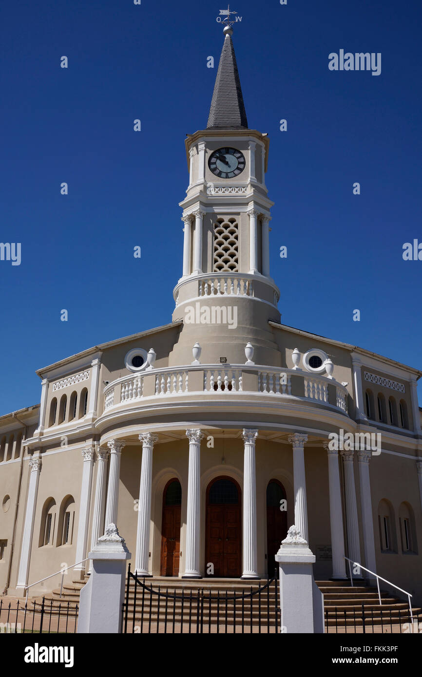 L'Église Réformée hollandaise à Porterville a été inauguré le 18 novembre 1925 et a été conçu par l'architecte Wynand Louw. Banque D'Images