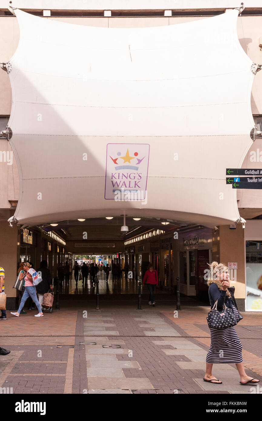 Le King's Walk Shopping Centre à Gloucester, Gloucestershire , Angleterre , Angleterre , Royaume-Uni Banque D'Images