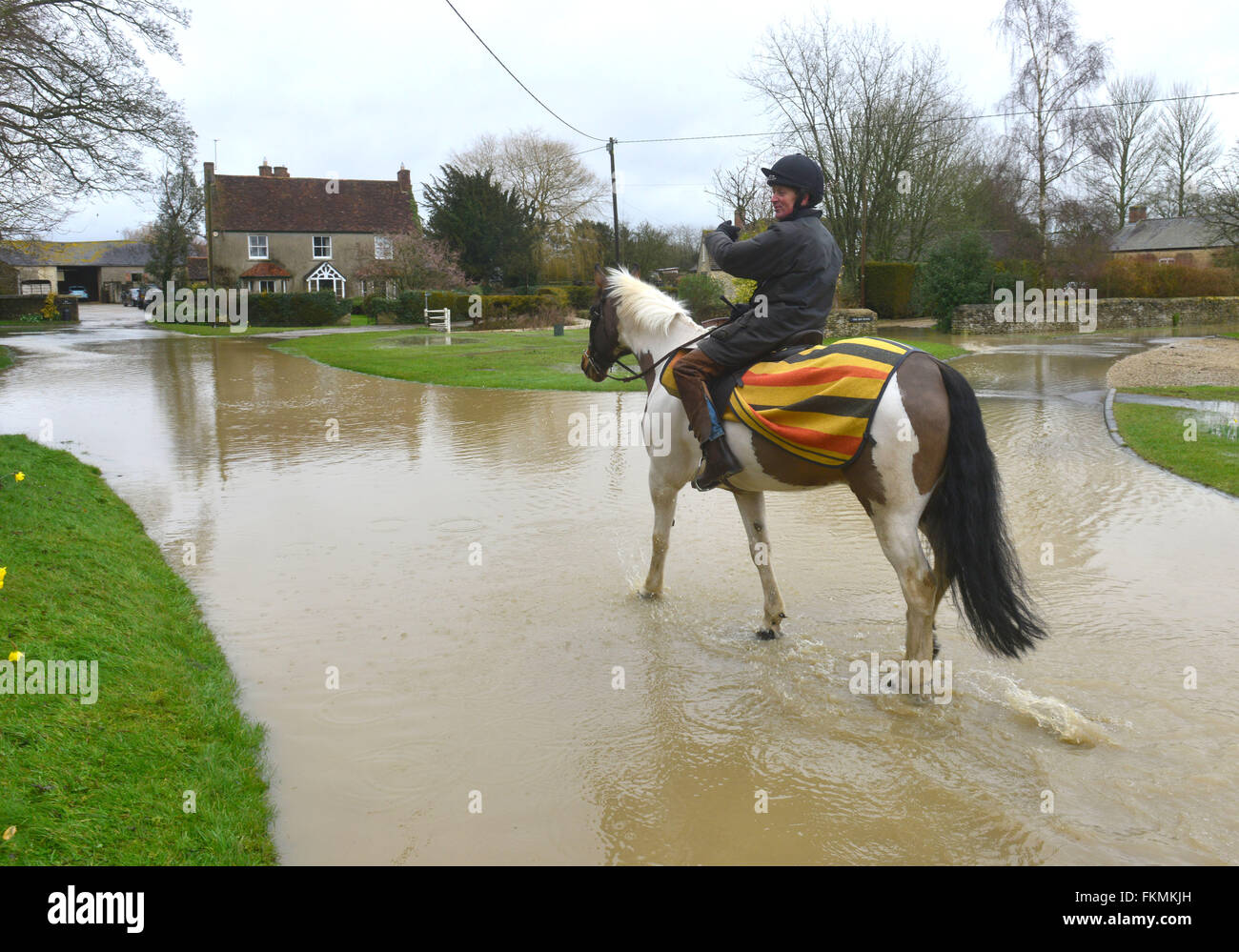 Stratton, au Royaume-Uni. 9 mars 2016. Stratton Audley Village Inondation 9 mars 2016 Crédit : Cpuk/Alamy Live News Banque D'Images