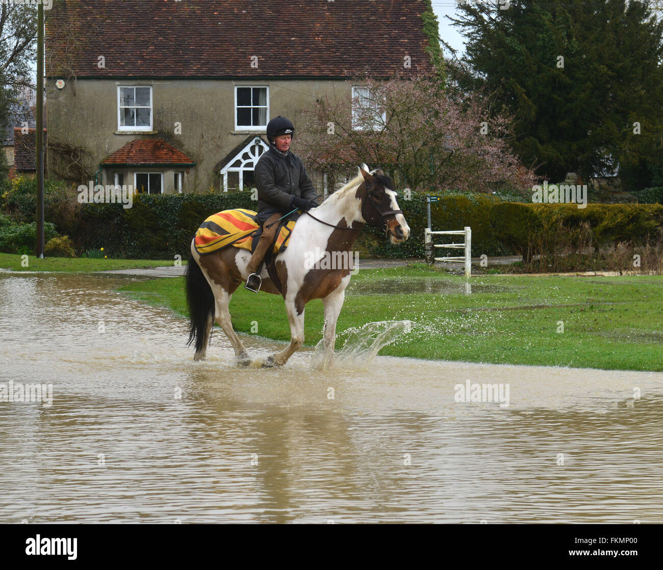 Stratton, au Royaume-Uni. 9 mars 2016. Stratton Audley Village Inondation 9 mars 2016 Crédit : Cpuk/Alamy Live News Banque D'Images