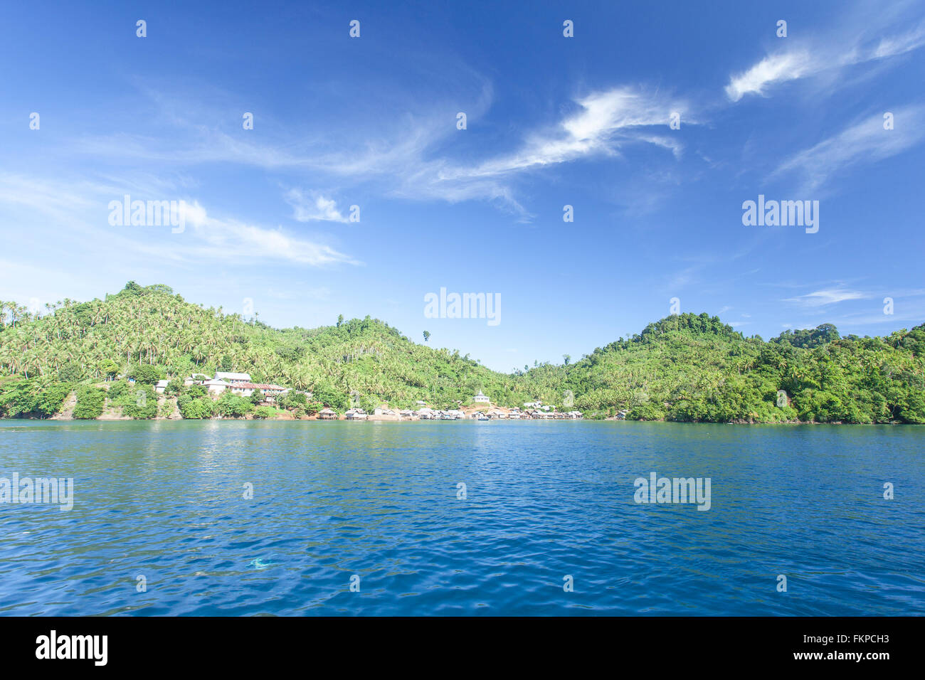 Vue d'Kahatola Breathaking Village de Ternate. C'est dans l'archipel des Moluques (Moluques) de l'Est de l'Indonésie. Banque D'Images