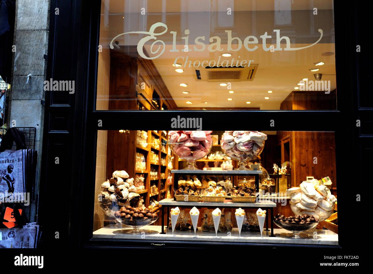 Chocolate shop grand place Banque de photographies et d'images à haute  résolution - Alamy