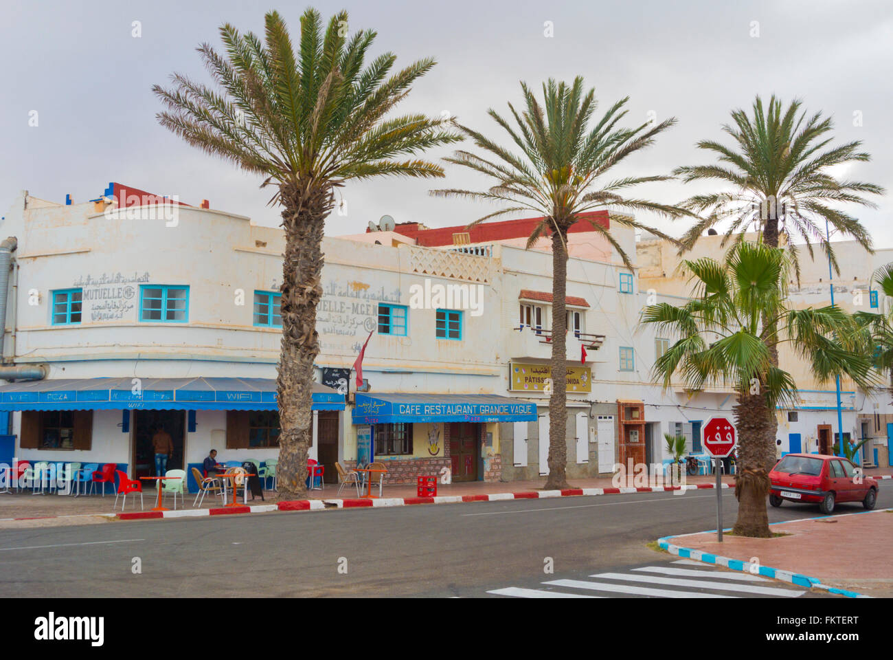 Avenue Hassan II, Sidi Ifni, Guelmim-Oued, région du sud du Maroc, l'Afrique du Nord Banque D'Images
