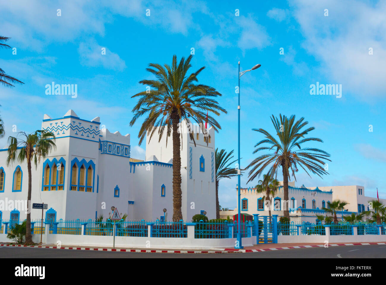 Place Hassan II, Plaza de Espana, Sidi Ifni, Guelmim-Oued, région du sud du Maroc, l'Afrique du Nord Banque D'Images