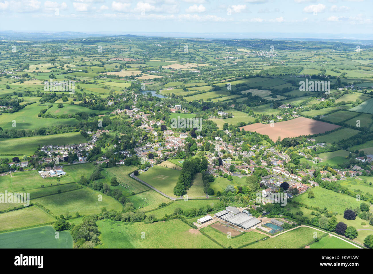 Une vue aérienne du village de Somerset Chew Magna Banque D'Images