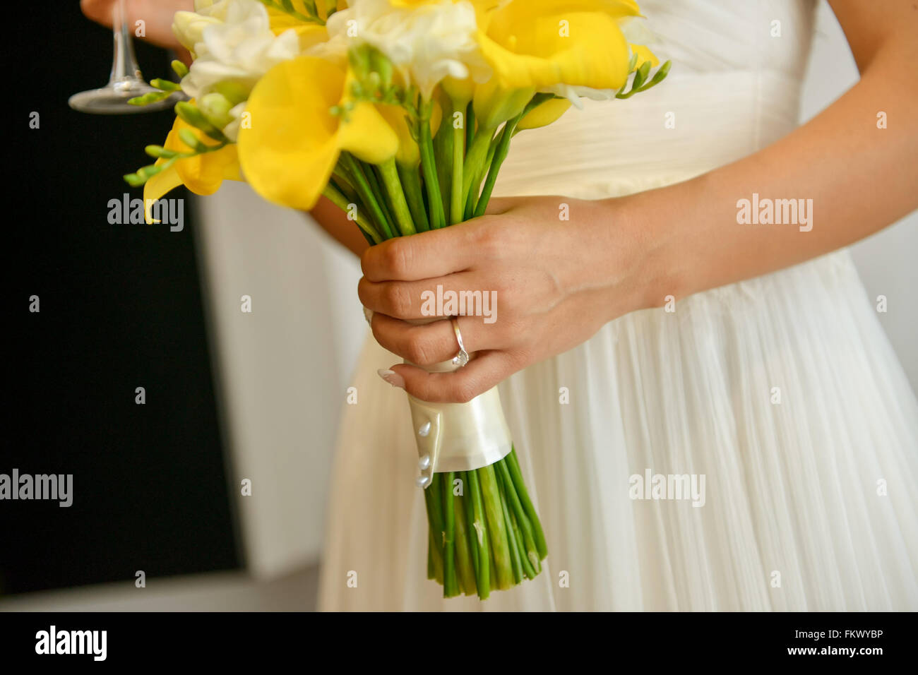 Bouquet de mariée en lumière naturelle Banque D'Images
