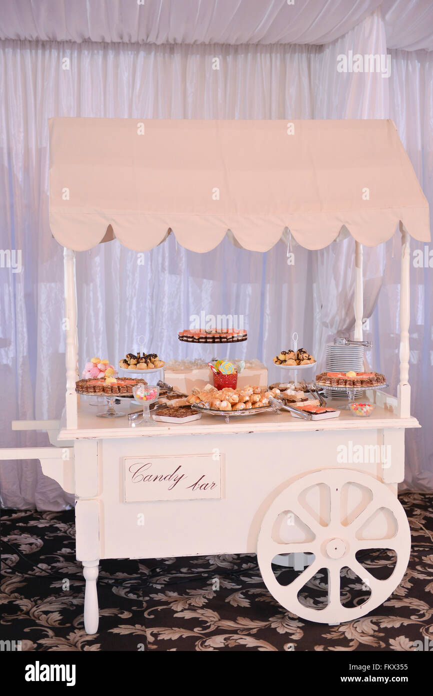 Candy bar avec beaucoup de gâteaux Banque D'Images