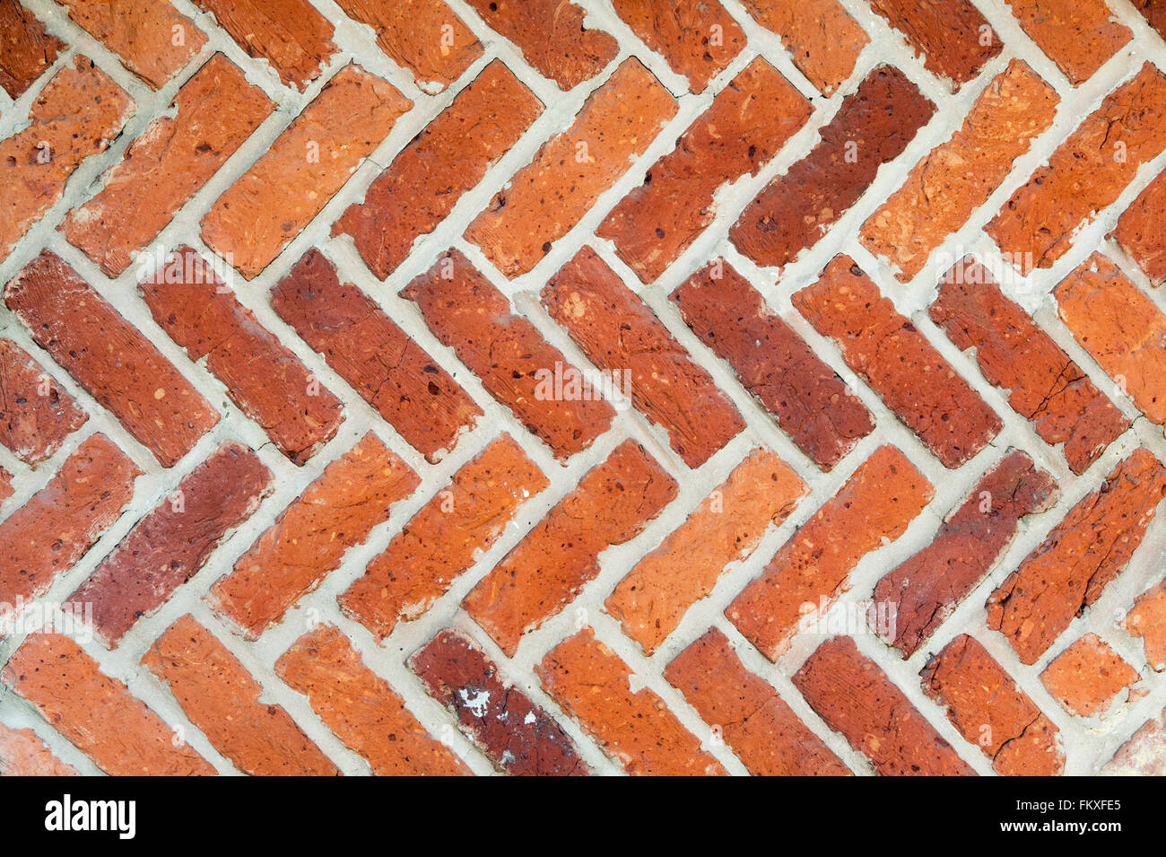 L'os de hareng modèle mur de briques dans une maison en bois Banque D'Images