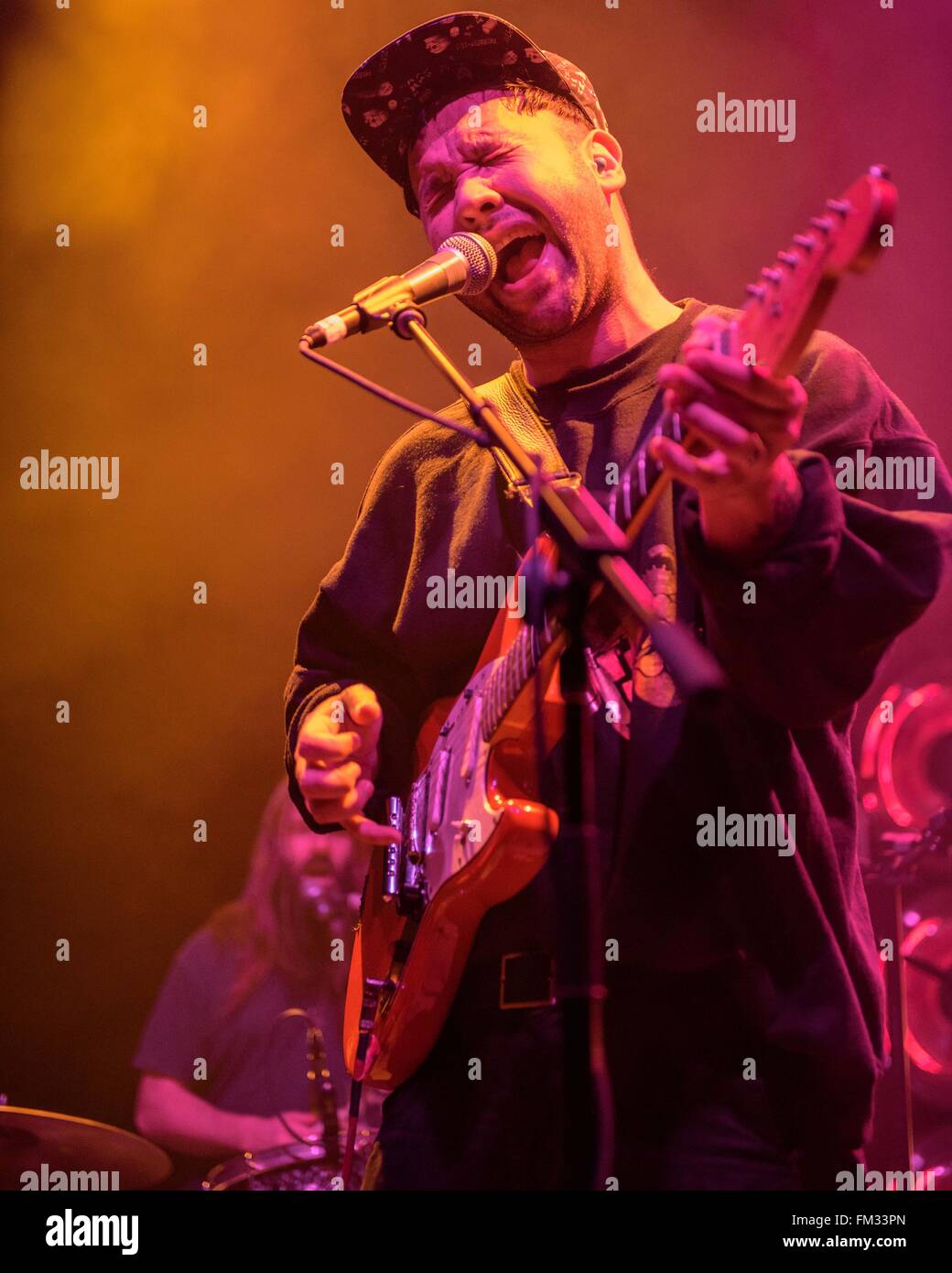 Washington, D.C., USA. Feb 17, 2016. RUBAN NIELSON de Unknown Mortal Orchestra effectue au 9:30 Club. © Kyle Gustafson/ZUMA/Alamy Fil Live News Banque D'Images