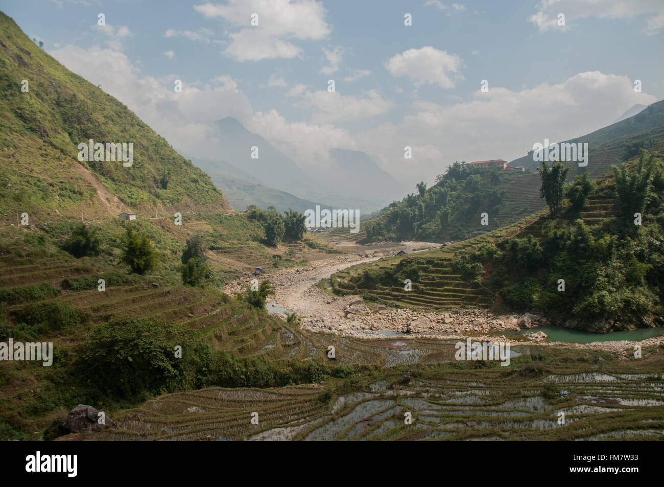 Une vue sur les rizières et les collines de Sapa, Vietnam Banque D'Images