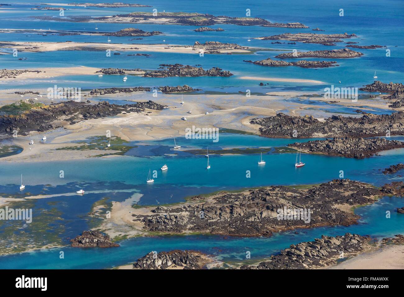 France, Manche, îles Chausey à marée basse (vue aérienne) Banque D'Images