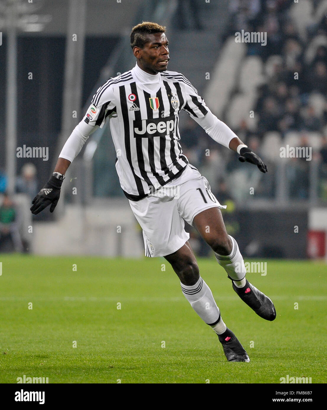 Turin, Italie. 11 mars 2016 : Paul Pogba en action au cours de la série d'un match de football entre la Juventus et US Sassuolo Calcio au Juventus Stadium à Turin, Italie. Credit : Nicolò Campo/Alamy Live News Banque D'Images