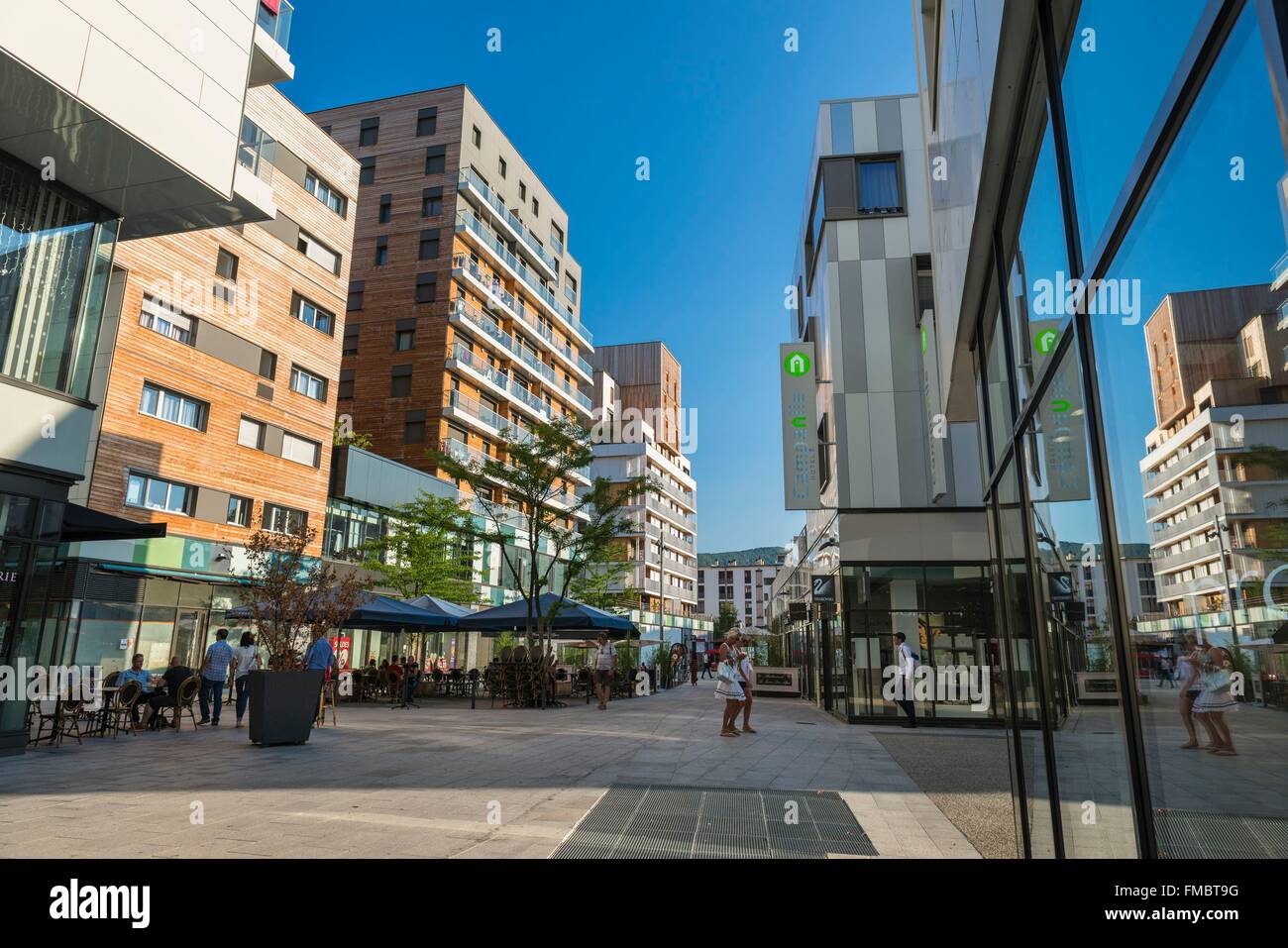 France, Haute Savoie, Annemasse, Chablais Parc est un éco quartier dédié au shopping et aux loisirs au coeur de la ville Banque D'Images