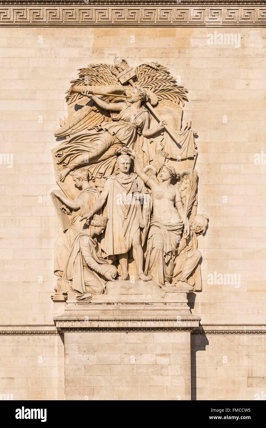 France, Paris, Place de l'Étoile (Place Charles de Gaulle), l'Arc de Triomphe, couronné par la victoire de Napoléon Banque D'Images
