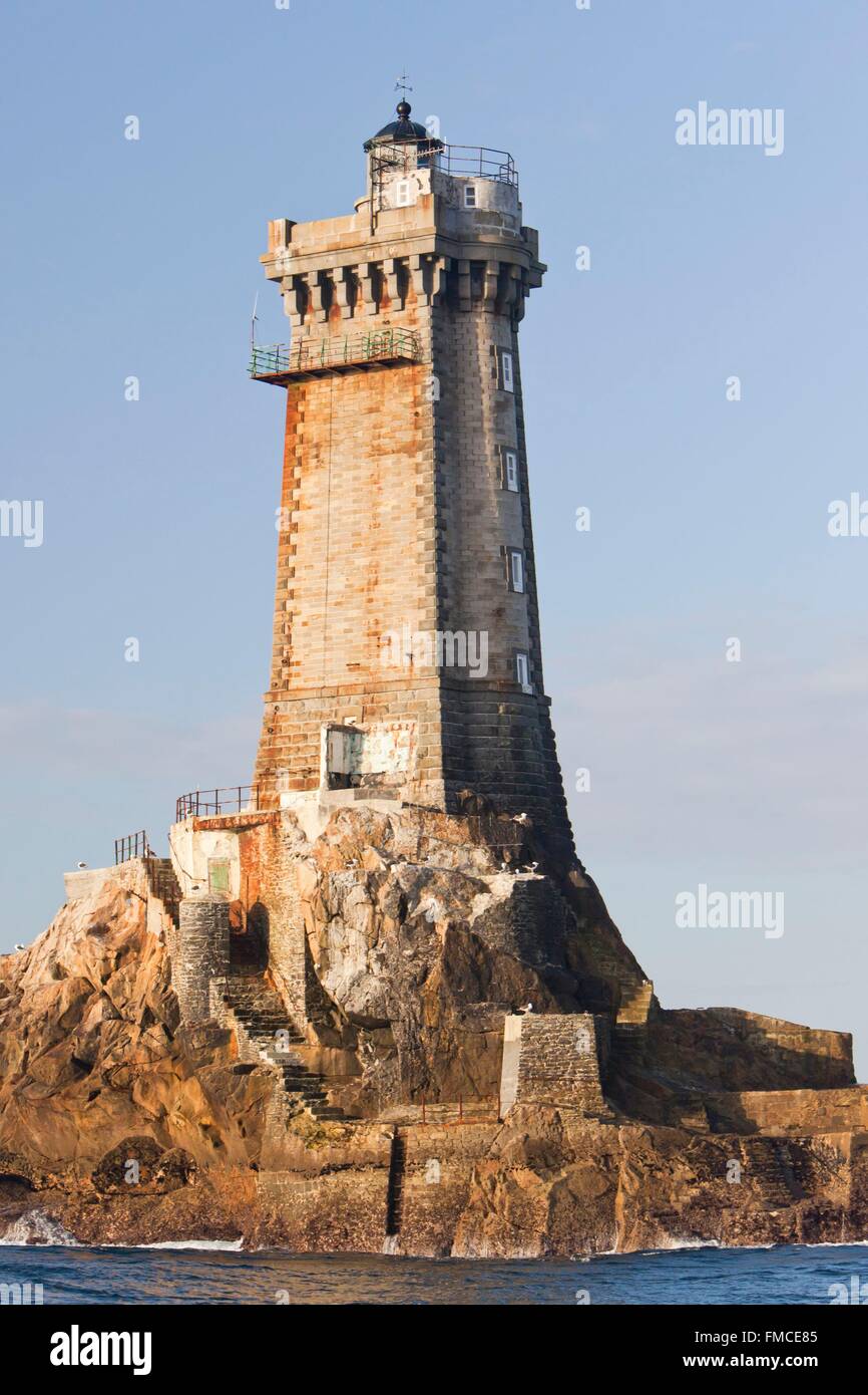 La France, Finistère, Iroise, Sizun point, Plogoff, Pointe du Raz, le phare de la Vieille, Grand Site National Banque D'Images