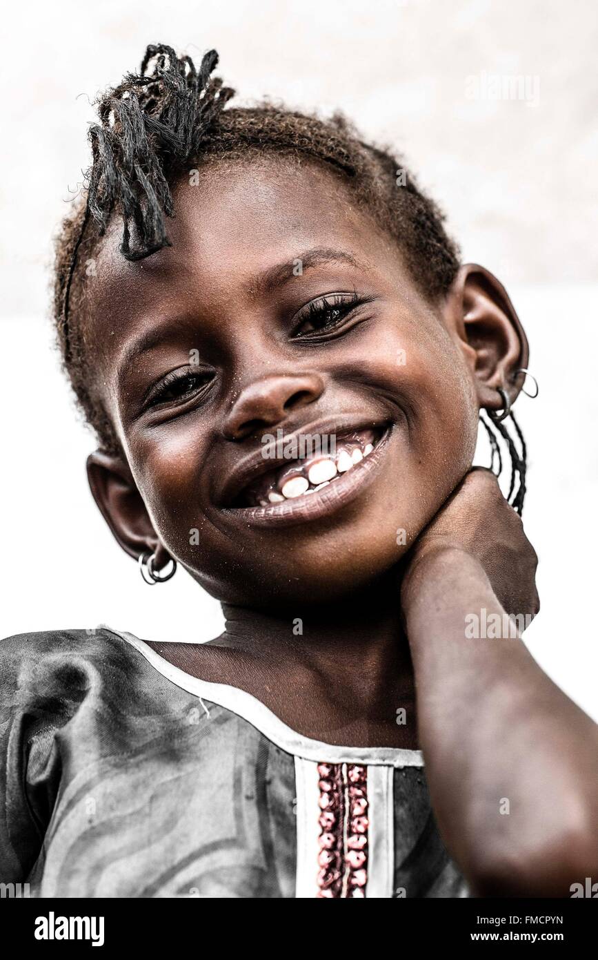Sénégal, Sahel, région de Ferlo, Widou Thiengoly girl, Portrait Banque D'Images