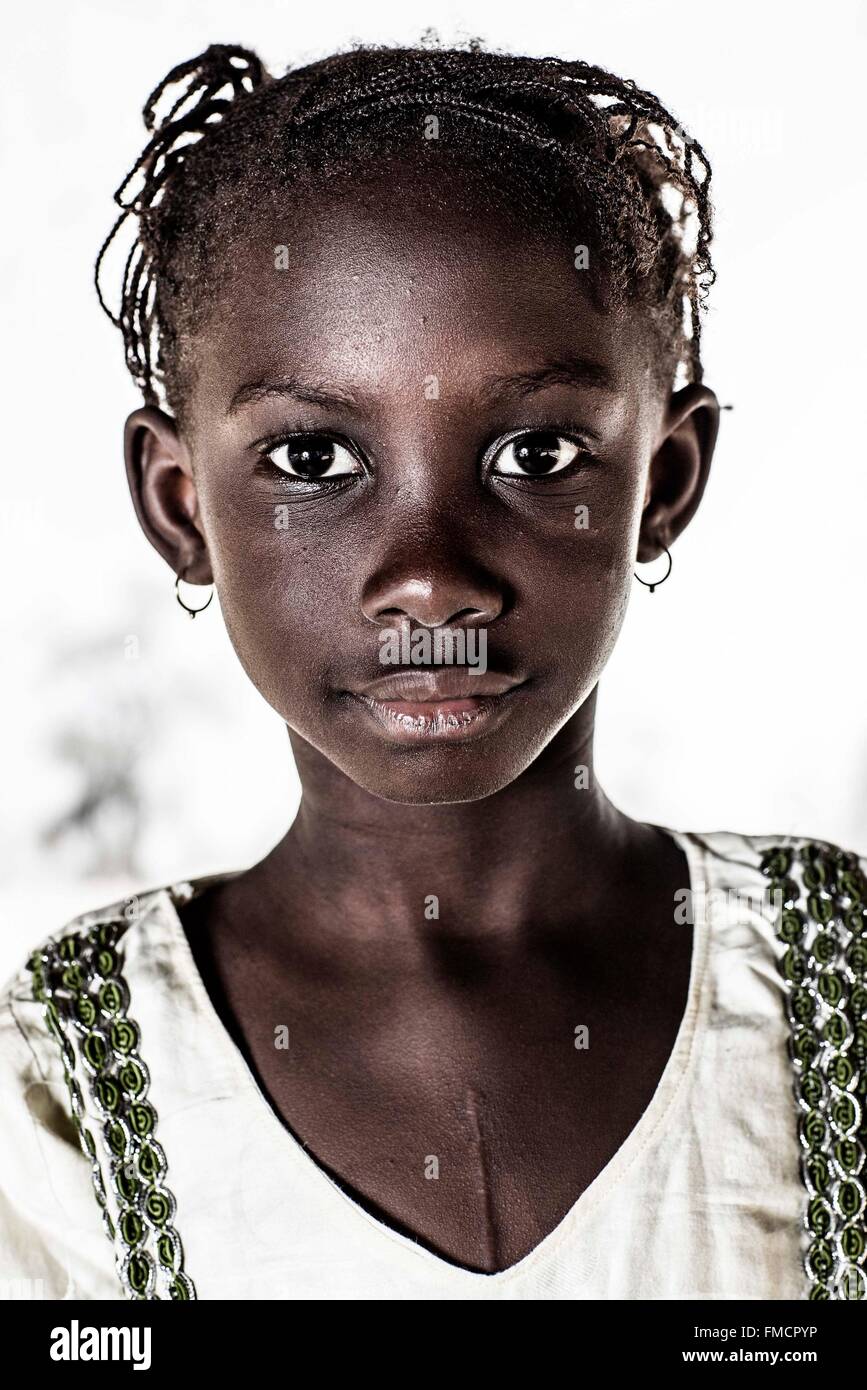 Sénégal, Sahel, région de Ferlo, Widou Thiengoly girl, Portrait Banque D'Images
