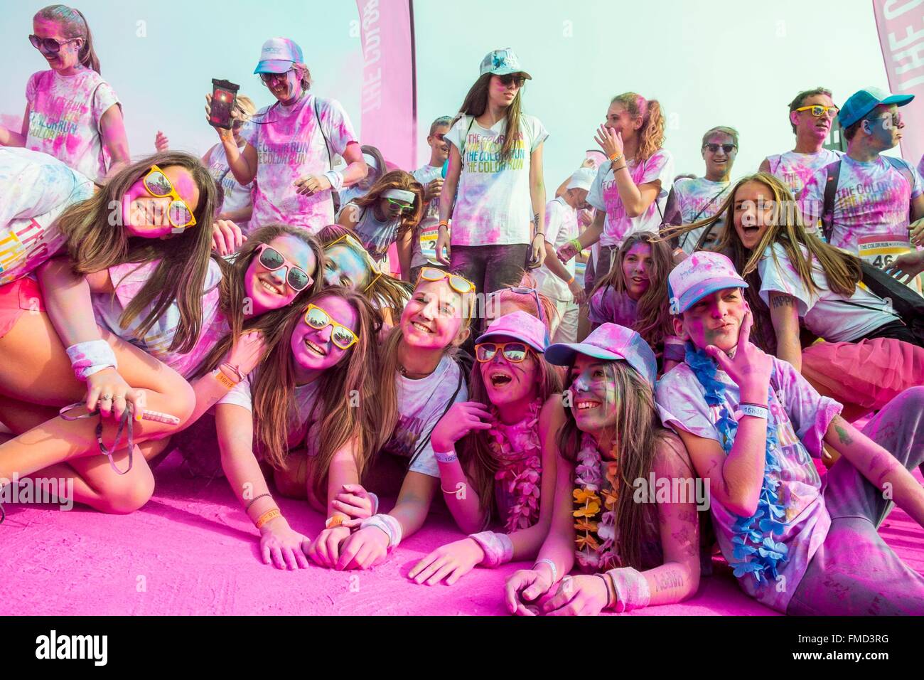 France, Bouches du Rhône, Marseille, la couleur, la race ou les participants reçoivent la peinture en poudre Banque D'Images
