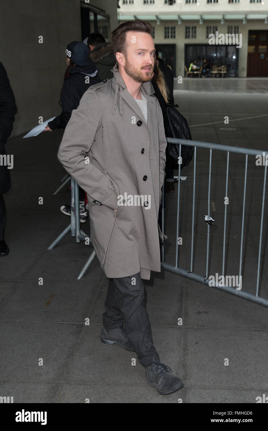 Aaron Paul arrivant à la BBC Radio 1 studios avec : Aaron Paul Où : London, Royaume-Uni Quand : 10 Oct 2016 Banque D'Images