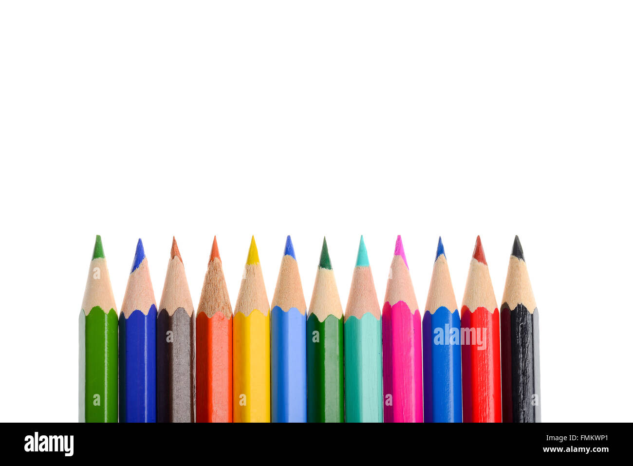 Beaucoup de couleur différente de crayons en fond blanc Banque D'Images