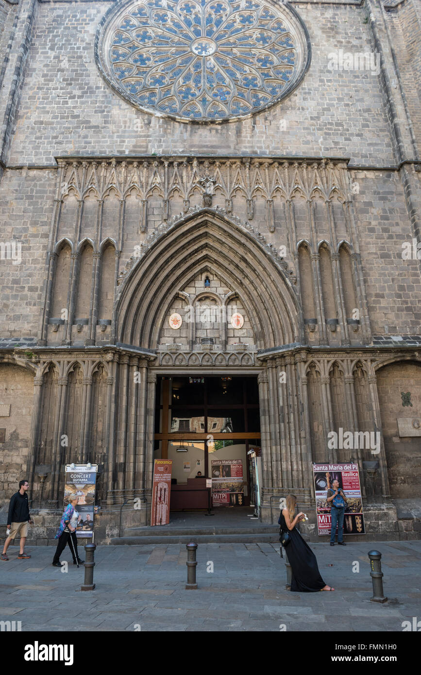 Santa Maria del Pi - Saint Marie de la Pine Tree église gothique du 14ème siècle dans le quartier gothique, Barcelone, Espagne Banque D'Images